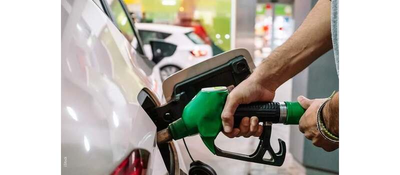 پاکستان میں ایندھن کی قیمتوں میں کمی کا امکان,petrol prices in pakistan,petrol prices in pakistan 2024,petrol prices in may,petrol,diesel