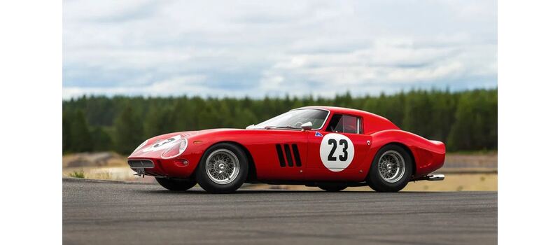 1962 ferrari aunctioned in rs 14 billion