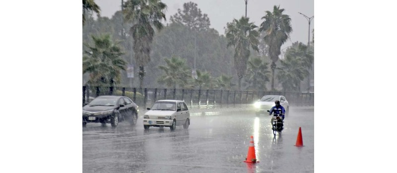Parts of Karachi receive light to moderate rain